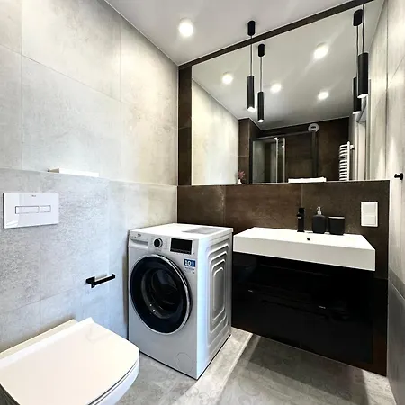 Madalinskiego 25 - Balcony & Lift - 700m Main Station * Вроцлав